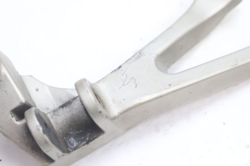 photo de RECHTE ACHTERSTE VOETSTEUNPLAAT KAWASAKI ZX-6R ZX6R 600 (2000 - 2002) - Zoom op gebruiksstaat