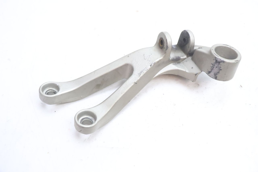 photo de RECHTE ACHTERSTE VOETSTEUNPLAAT KAWASAKI ZX-6R ZX6R 600 (2000 - 2002) - Technische close-up