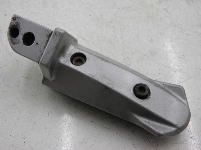 photo de PLAAT ACHTERSTE VOETSTEUN LINKS BMW R RS 1150 (2001 - 2005) - Technische close-up