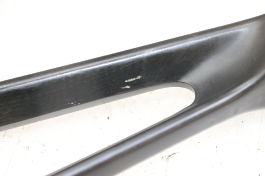 photo de Achterste linker voetsteunplaat BMW S RR ABS S1000RR 1000 (2015 - 2018) - Detail van het onderdeel