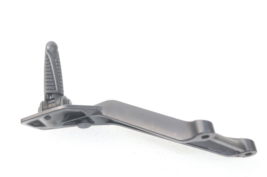 photo de PLAAT ACHTERSTE VOETSTEUN LINKS MV AGUSTA BRUTALE R WALLY 910 (2008 - 2008) - Bevestigingspunten