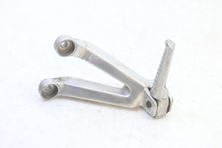 photo de PLAAT ACHTERSTE VOETSTEUN LINKS HONDA CBR RR FIREBLADE 900 (1992 - 1994) - Andere kijkhoek