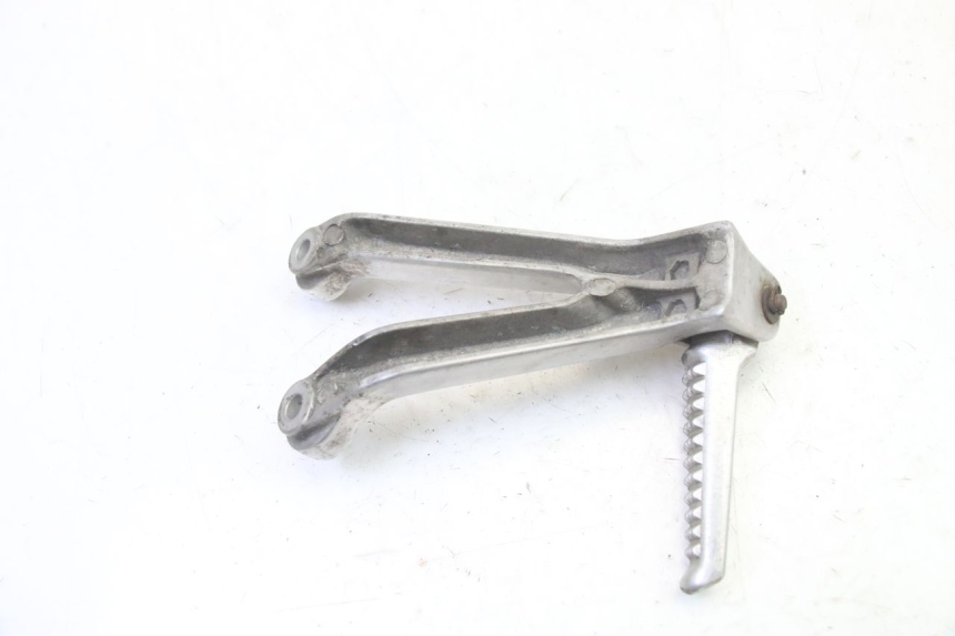 photo de PLAAT ACHTERSTE VOETSTEUN LINKS HONDA CBR RR FIREBLADE 900 (1992 - 1994) - Technische close-up