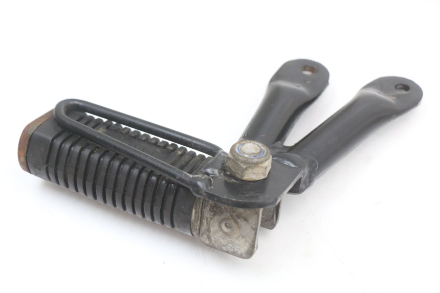 photo de PLAAT ACHTERSTE LINKER VOETSTEUNBEUGEL SHERCO CITY CORP 125 (2003 - 2007) - Zoom op gebruiksstaat