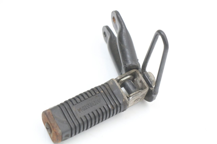 photo de PLAAT ACHTERSTE LINKER VOETSTEUNBEUGEL SHERCO CITY CORP 125 (2003 - 2007) - Technische close-up