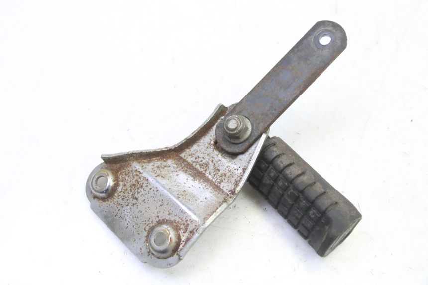 photo de PLAAT ACHTERSTE VOETSTEUN LINKS APRILIA CLASSIC 125 (1995 - 2001) - Staat van het oppervlak