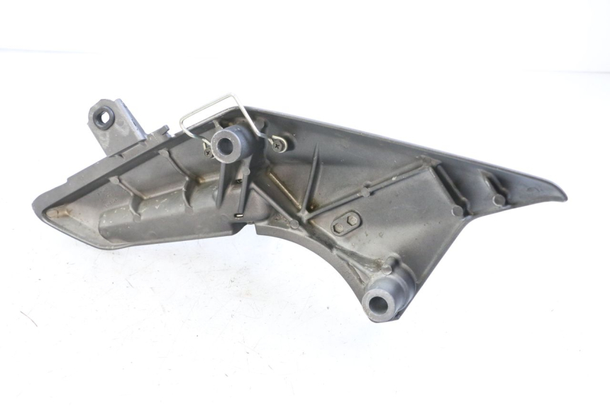 photo de Achterste linker voetsteunplaatje HONDA FJS SILVER WING SILVERWING 400 (2005 - 2008) - Overzicht