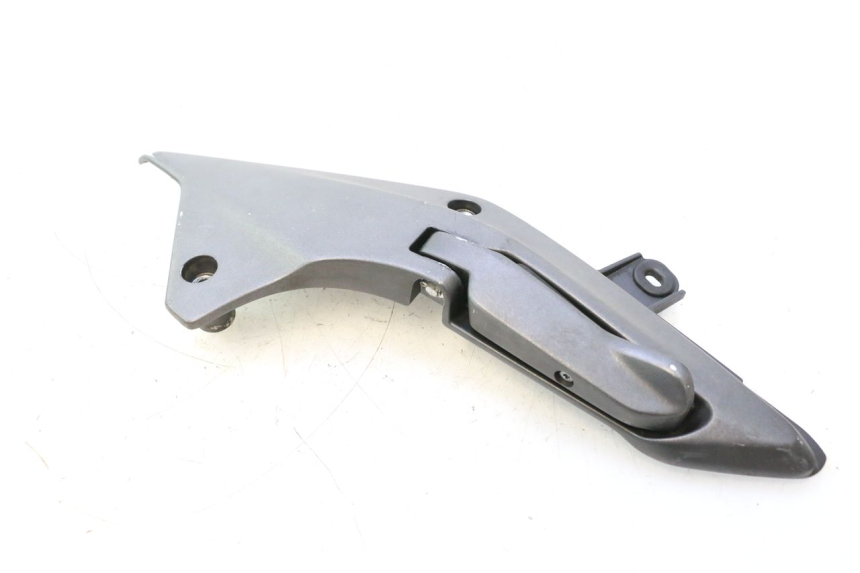 photo de Achterste linker voetsteunplaatje HONDA FJS SILVER WING SILVERWING 400 (2005 - 2008) - Overzicht