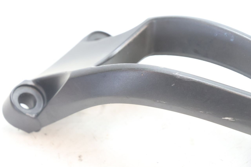 photo de PLAAT ACHTERSTE LINKER VOETSTEUNBEUGEL YAMAHA FZ8 800 (2010 - 2016) - Zoom op gebruiksstaat