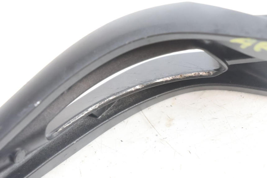 photo de PLAAT ACHTERSTE LINKER VOETSTEUNBEUGEL YAMAHA FZ8 800 (2010 - 2016) - Markeringen en referenties