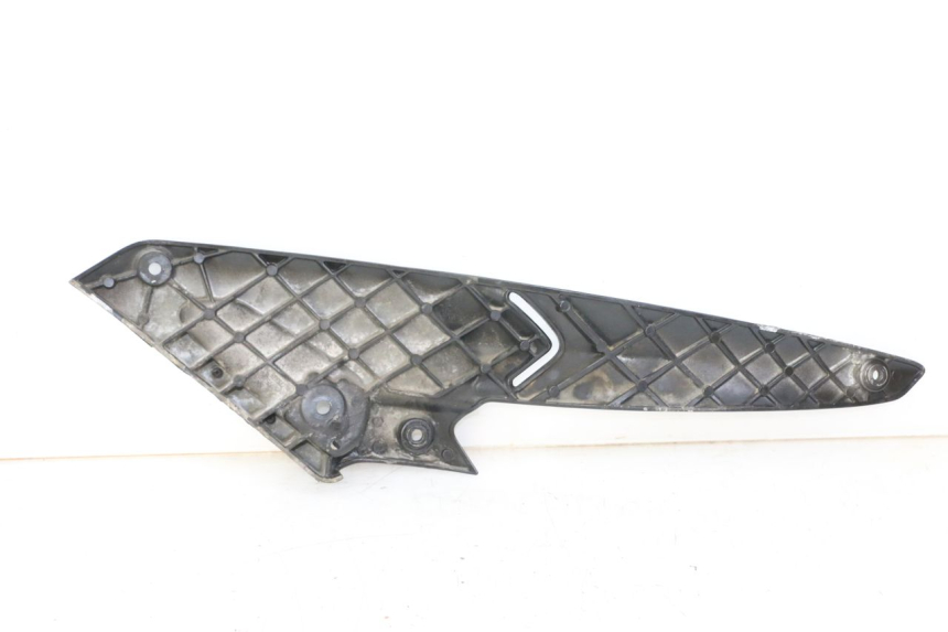 photo de PLAAT ACHTERSTE LINKER VOETSTEUNBEUGEL GILERA NEXUS 300 (2008 - 2013) - Zoom op gebruiksstaat