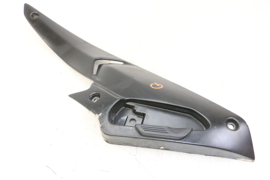 photo de PLAAT ACHTERSTE LINKER VOETSTEUNBEUGEL GILERA NEXUS 300 (2008 - 2013) - Overzicht