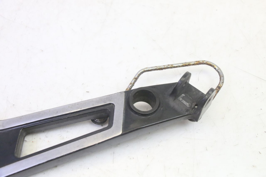 photo de PLAAT ACHTERSTE VOETSTEUN LINKS KAWASAKI GPZ RX 1000 (1986 - 1988) - Andere kijkhoek