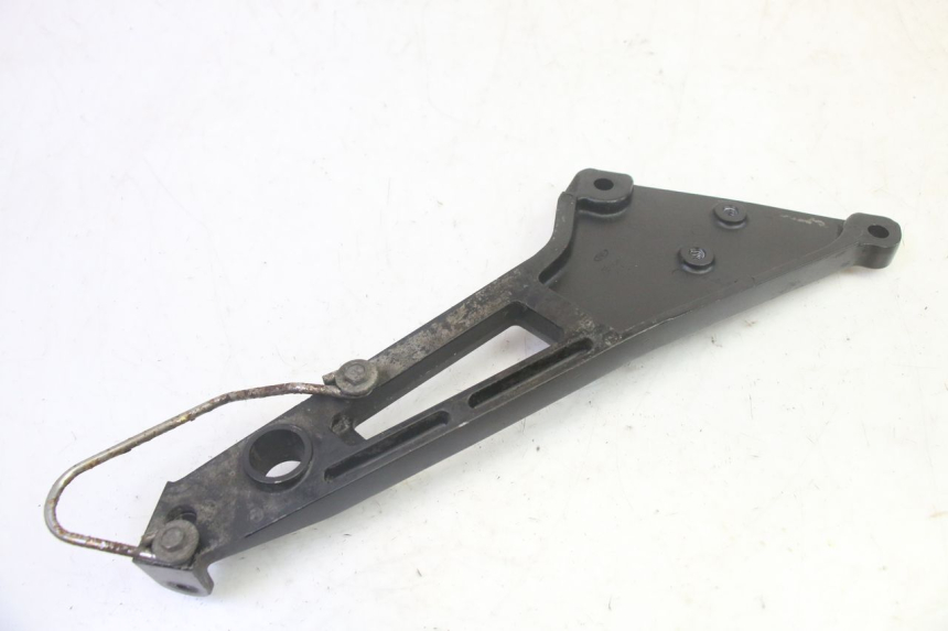 photo de PLAAT ACHTERSTE VOETSTEUN LINKS KAWASAKI GPZ RX 1000 (1986 - 1988) - Overzicht