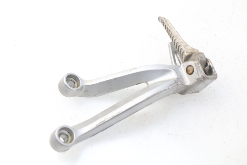 photo de PLAAT ACHTERSTE VOETSTEUN LINKS SUZUKI GSX-R GSXR 600 (2001 - 2003) - Hoofdaanzicht