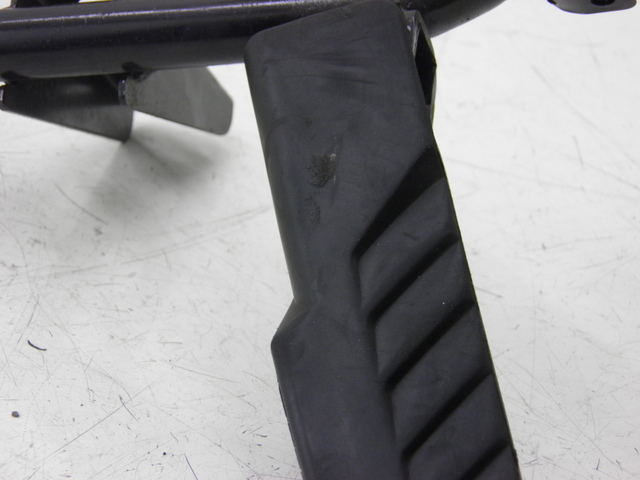 photo de PLAAT ACHTERSTE LINKER VOETSTEUNBEUGEL HONDA FES S-WING SWING ABS 125 (2007 - 2015) - Overzicht