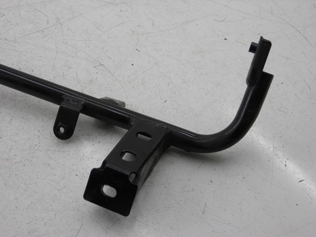 photo de PLAAT ACHTERSTE LINKER VOETSTEUNBEUGEL HONDA FES S-WING SWING ABS 125 (2007 - 2015) - Bevestigingspunten