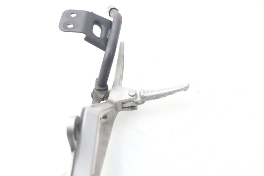 photo de PLAAT ACHTERSTE VOETSTEUN LINKS HONDA INTEGRA NC D 750 (2016 - 2018) - Detail van het onderdeel