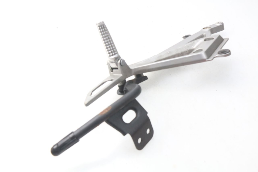 photo de PLAAT ACHTERSTE VOETSTEUN LINKS HONDA INTEGRA NC D 750 (2016 - 2018) - Bevestigingspunten