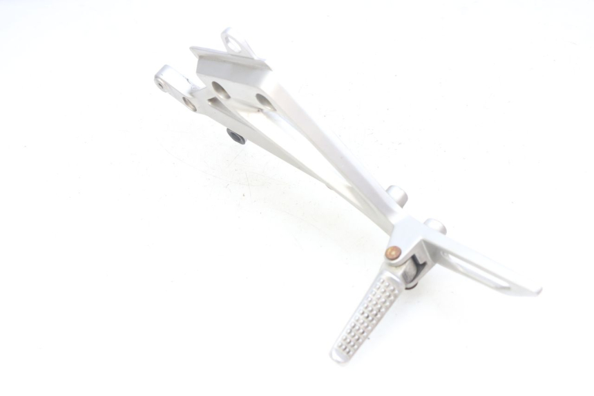 photo de PLAAT ACHTERSTE VOETSTEUN LINKS HONDA INTEGRA NC D 750 (2016 - 2018) - Detail van het onderdeel