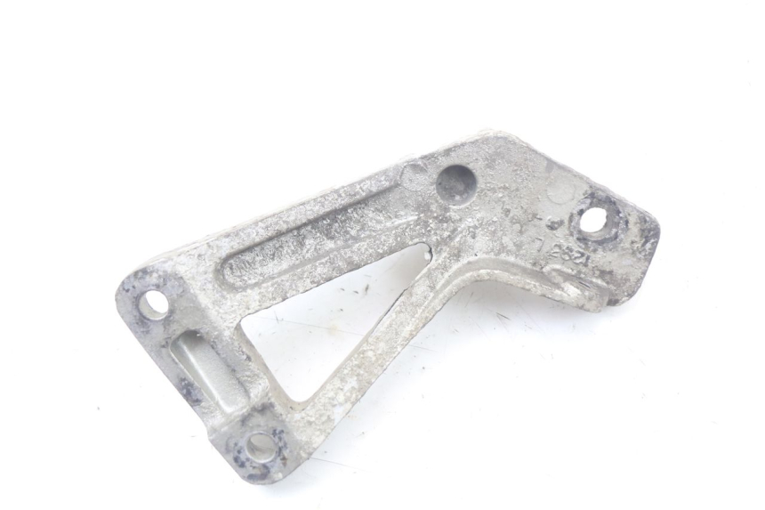 photo de PLAAT ACHTERSTE LINKER VOETSTEUNBEUGEL KAWASAKI GTR 1000 (1994 - 2004) - Technische close-up