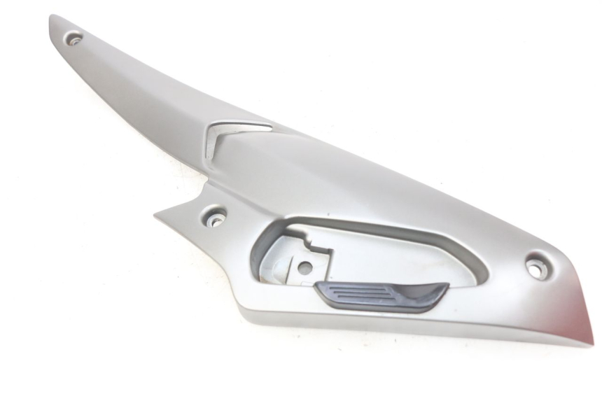 photo de PLAAT ACHTERSTE VOETSTEUN LINKS GILERA NEXUS 125 (2009 - 2013) - Detail van het onderdeel