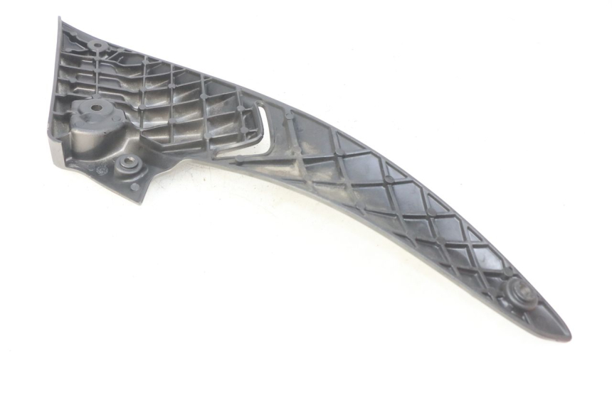 photo de PLAAT ACHTERSTE VOETSTEUN LINKS GILERA NEXUS 125 (2009 - 2013) - Zoom op gebruiksstaat