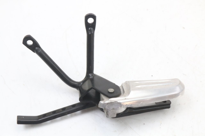 photo de PLAAT ACHTERSTE LINKER VOETSTEUNBEUGEL HONDA PCX (JF28) 125 (2009 - 2011) - Hoofdaanzicht