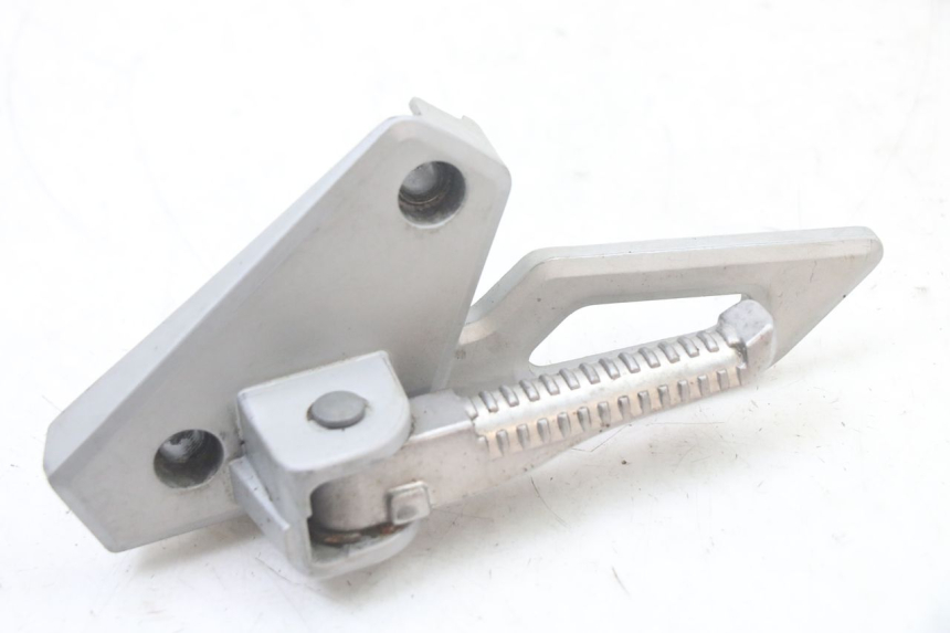 photo de PLAAT ACHTERSTE LINKER VOETSTEUNBEUGEL PEUGEOT SPEEDFIGHT 3 LC 2T 50 (2009 - 2015) - Zoom op gebruiksstaat