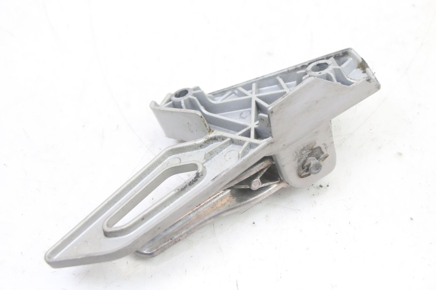 photo de PLAAT ACHTERSTE LINKER VOETSTEUNBEUGEL PEUGEOT SPEEDFIGHT 3 LC 2T 50 (2009 - 2015) - Bevestigingspunten