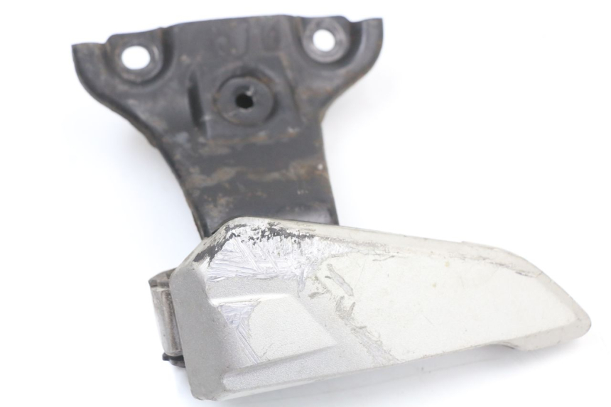 photo de PLAAT ACHTERSTE LINKER VOETSTEUNBEUGEL HONDA SH ABS 125 (2012 - 2017) - Hoofdaanzicht