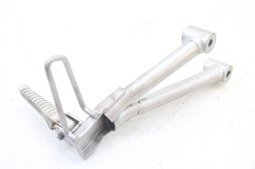 photo de PLAAT ACHTERSTE VOETSTEUN LINKS SUZUKI GSF S BANDIT 600 (2000 - 2004) - Andere kijkhoek