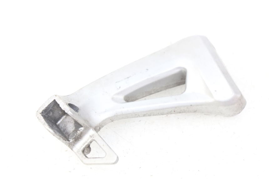 photo de Achterste linker voetsteunplaat SUZUKI SV S 650 (1999 - 2002) - Andere kijkhoek