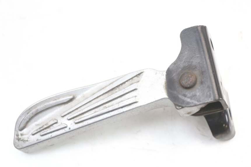 photo de PLAAT VOETSTEUN ACHTER LINKS PEUGEOT TWEET 125 (2018 - 2021) - Detail van het onderdeel