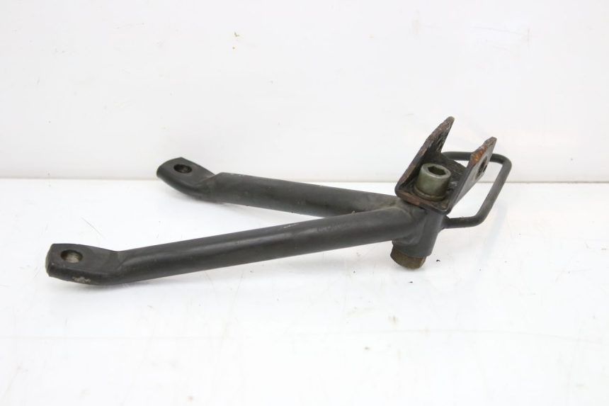 photo de PLAAT ACHTERSTE LINKER VOETSTEUNBEUGEL KEEWAY TX 50 (2008 - 2015) - Detail van het onderdeel