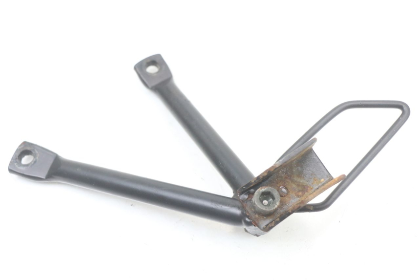 photo de PLAAT ACHTERSTE LINKER VOETSTEUNBEUGEL KEEWAY TX 50 (2008 - 2015) - Detail van het onderdeel