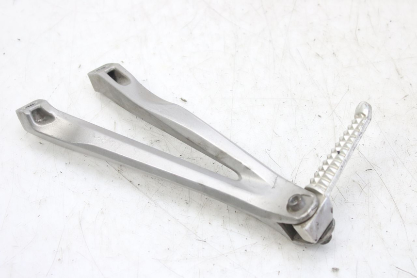 photo de PLAAT ACHTERSTE LINKER VOETSTEUNBEUGEL YAMAHA YZF R1 1000 (2007 - 2008) - Hoofdaanzicht