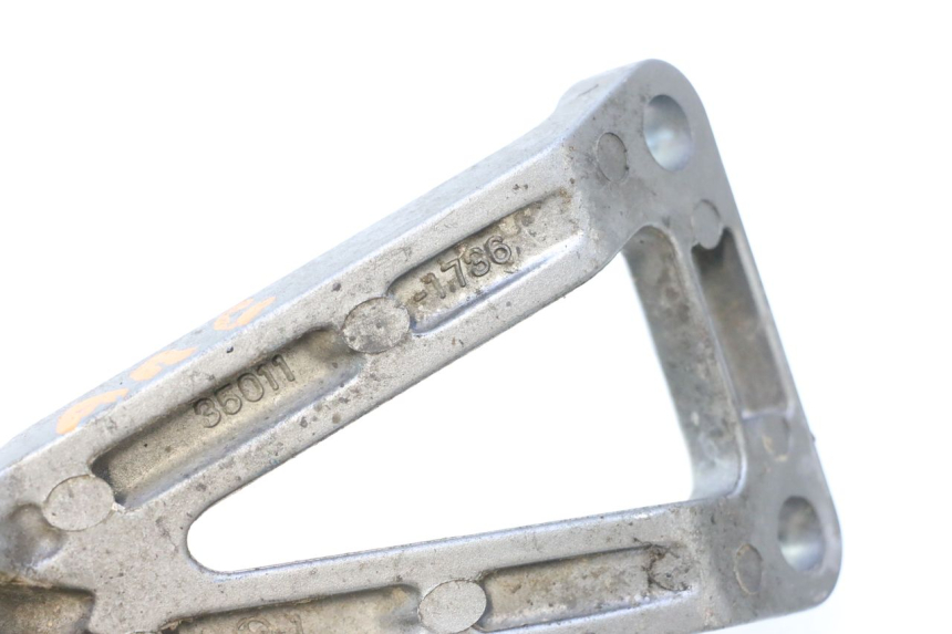 photo de Achterste linker voetsteunplaat KAWASAKI ZX-6R ZX6R 600 (1995 - 1997) - Detail van het onderdeel