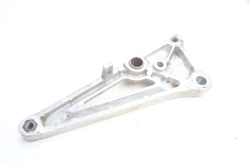 photo de VOETSTEUNPLAAT VOOR RECHTS HONDA CB TWO FIFTY 250 (1991 - 2002) - Overzicht