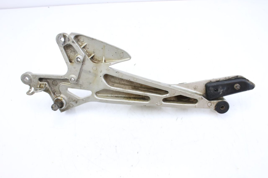 photo de VOETSTEUNPLAAT VOOR RECHTS VOORSTE HONDA CBF 500 (2004 - 2007) - Overzicht