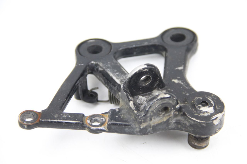 photo de VOETSTEUNPLAAT VOOR RECHTS VOORSTE HONDA CBR F SC21 1000 (1986 - 1992) - Hoofdaanzicht