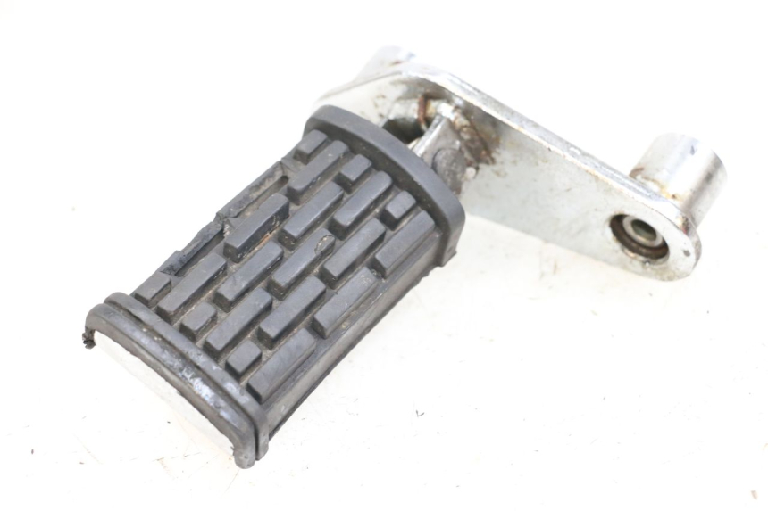 photo de VOETSTEUNPLAAT VOOR RECHTS VOORAN APRILIA CLASSIC 125 (1995 - 2001) - Hoofdaanzicht