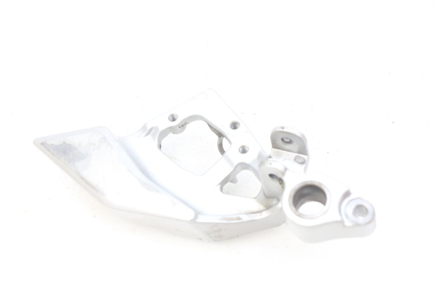 photo de VOETSTEUNPLAAT VOOR RECHTS VOORAN YAMAHA FJR ABS 1300 (2016 - 2020) - Hoofdaanzicht