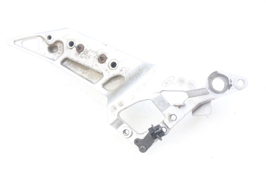 photo de VOETSTEUNPLAAT VOOR RECHTS VOORSTE YAMAHA FJR ABS 1300 (2006 - 2012) - Zoom op gebruiksstaat