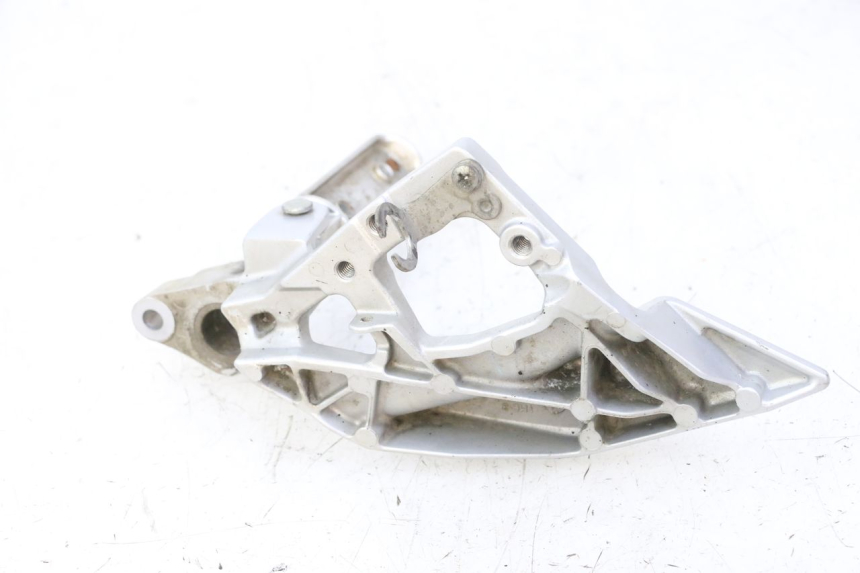 photo de VOETSTEUNPLAAT VOOR RECHTS VOORAN YAMAHA FJR ABS 1300 (2016 - 2020) - Overzicht