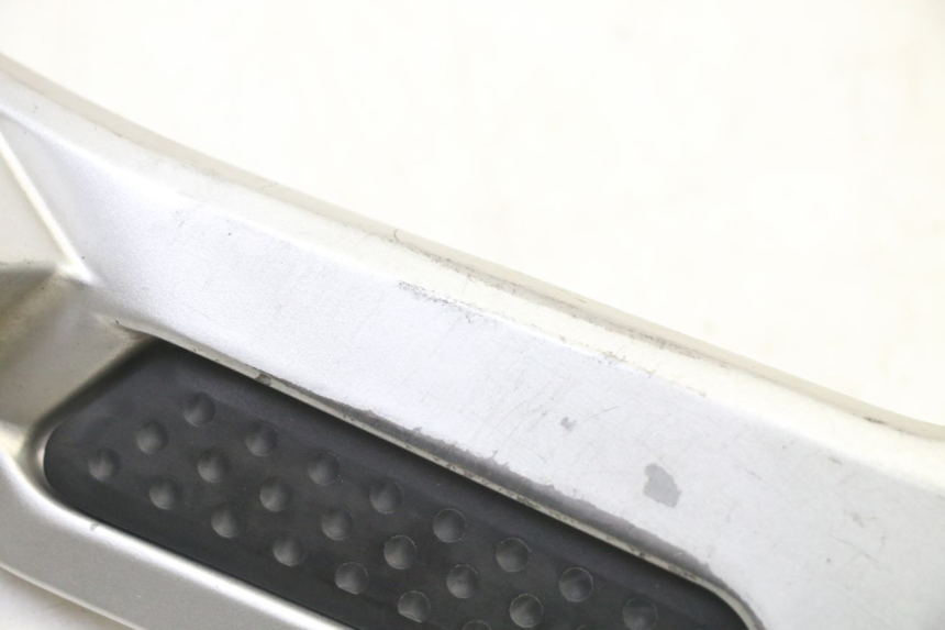 photo de VOETSTEUNPLAAT VOOR RECHTS VOORSTE YAMAHA FJR ABS 1300 (2006 - 2012) - Andere kijkhoek