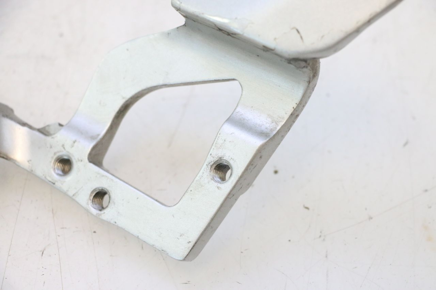 photo de VOETSTEUNPLAAT VOOR RECHTS YAMAHA FJR 1300 (2001 - 2005) - Zoom op gebruiksstaat