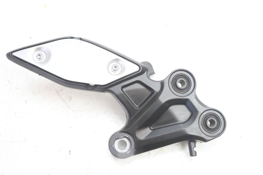 photo de VOETSTEUNPLAAT VOOR RECHTS VOORAN YAMAHA FZ8 800 (2010 - 2016) - Hoofdaanzicht