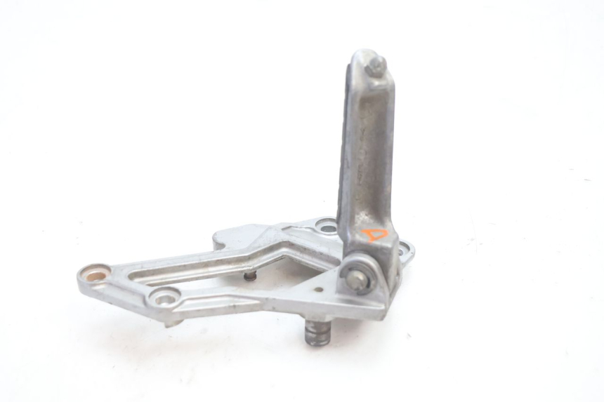 photo de VOETSTEUNPLAAT VOOR RECHTS VOOR KAWASAKI GPX F ZX750F 750 (1986 - 1990) - Zoom op gebruiksstaat