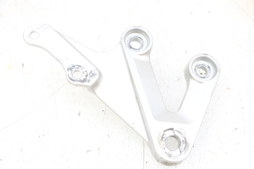 photo de VOETSTEUNPLAAT VOOR RECHTS VOORSTE SUZUKI GSXR GSX-R 1000 (2003 - 2004) - Hoofdaanzicht